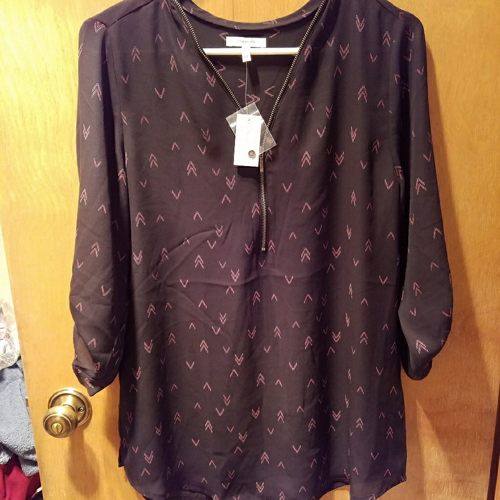 Black 3/4 zip blouse
